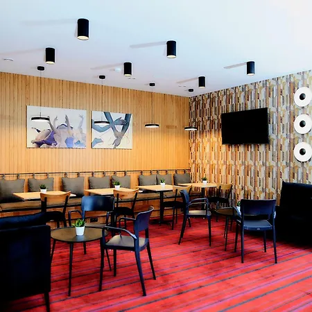 Tulip Hotel 3*