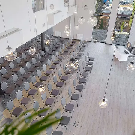 Tulip Hotel 3*