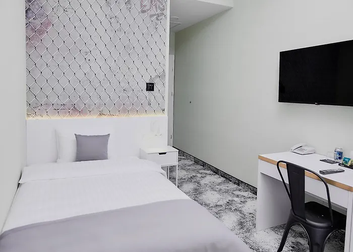 Tulip Hotel Zyrardow